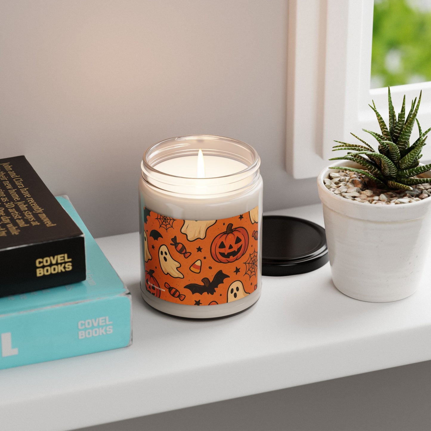 9oz Scented Soy Candle - Holiday Collection (Halloween)